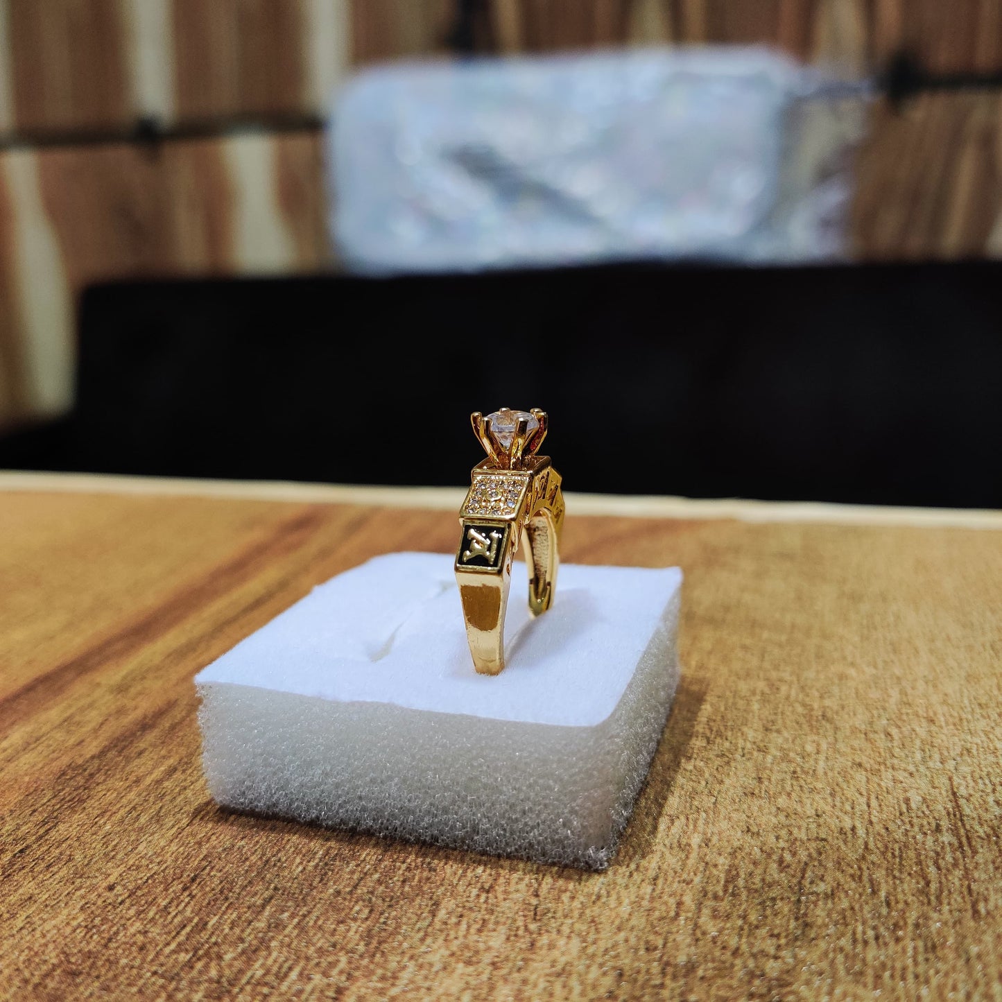 Branded Gold Design Ring For Women Girl Niche Creative Statement Finger Ring