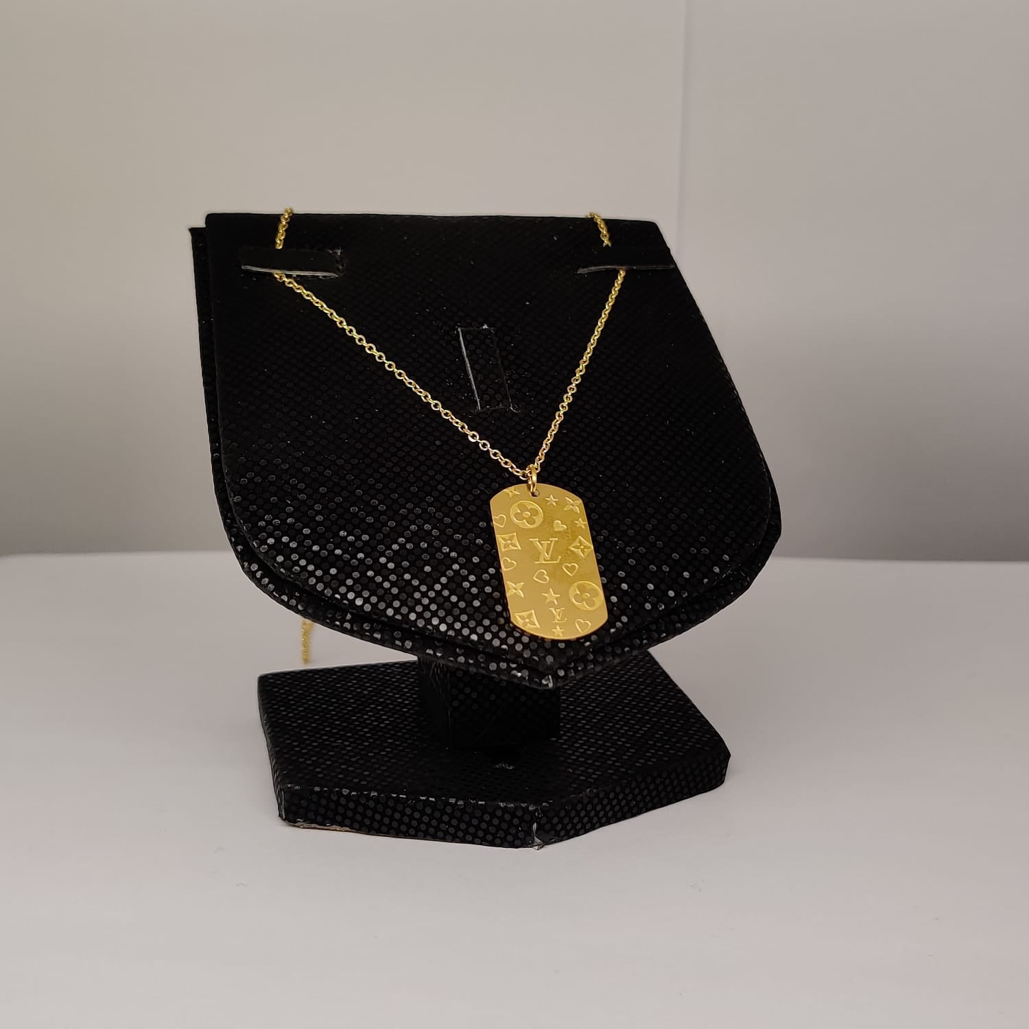 Branded Slim | decent Fashion Necklace Pendant For Women & Girls