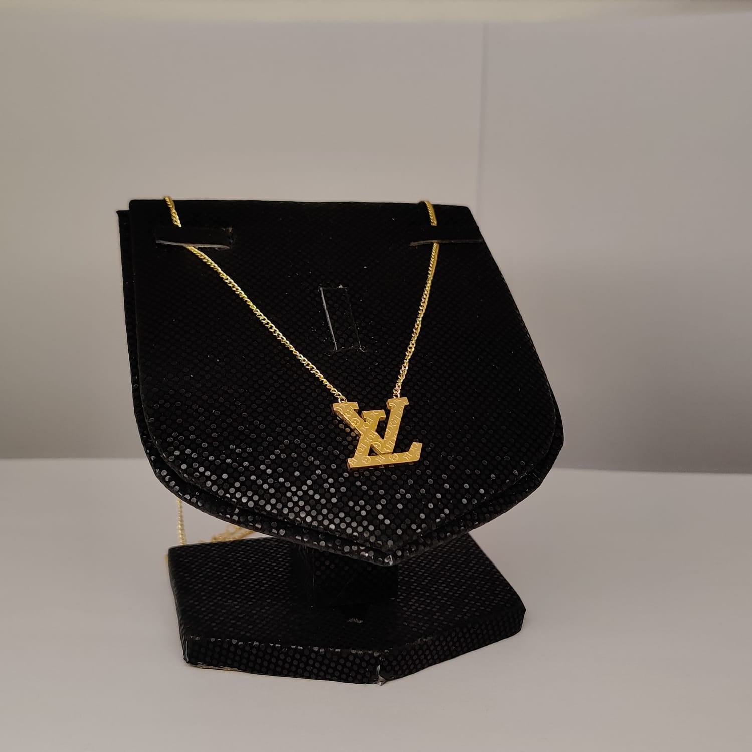Branded Slim | decent Fashion Necklace Pendant For Women & Girls