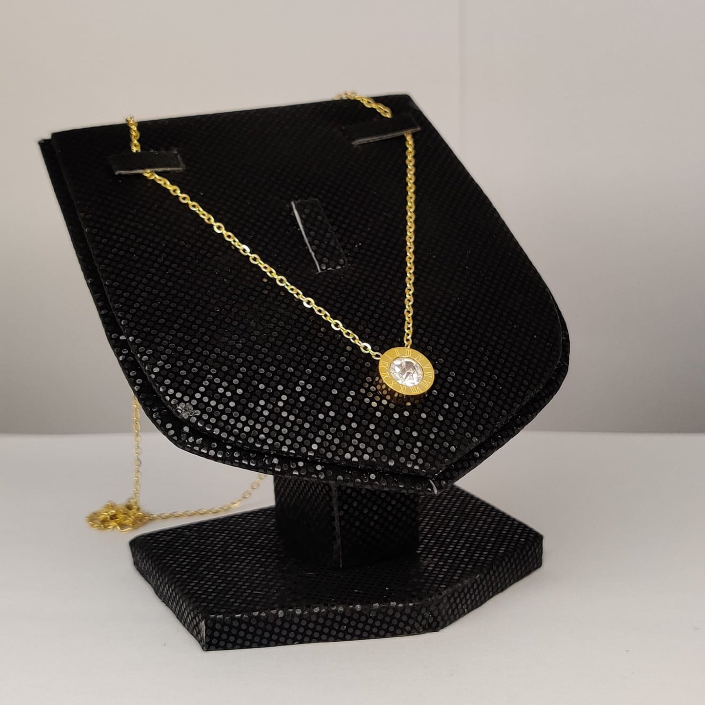 Branded Slim | decent Fashion Necklace Pendant For Women & Girls