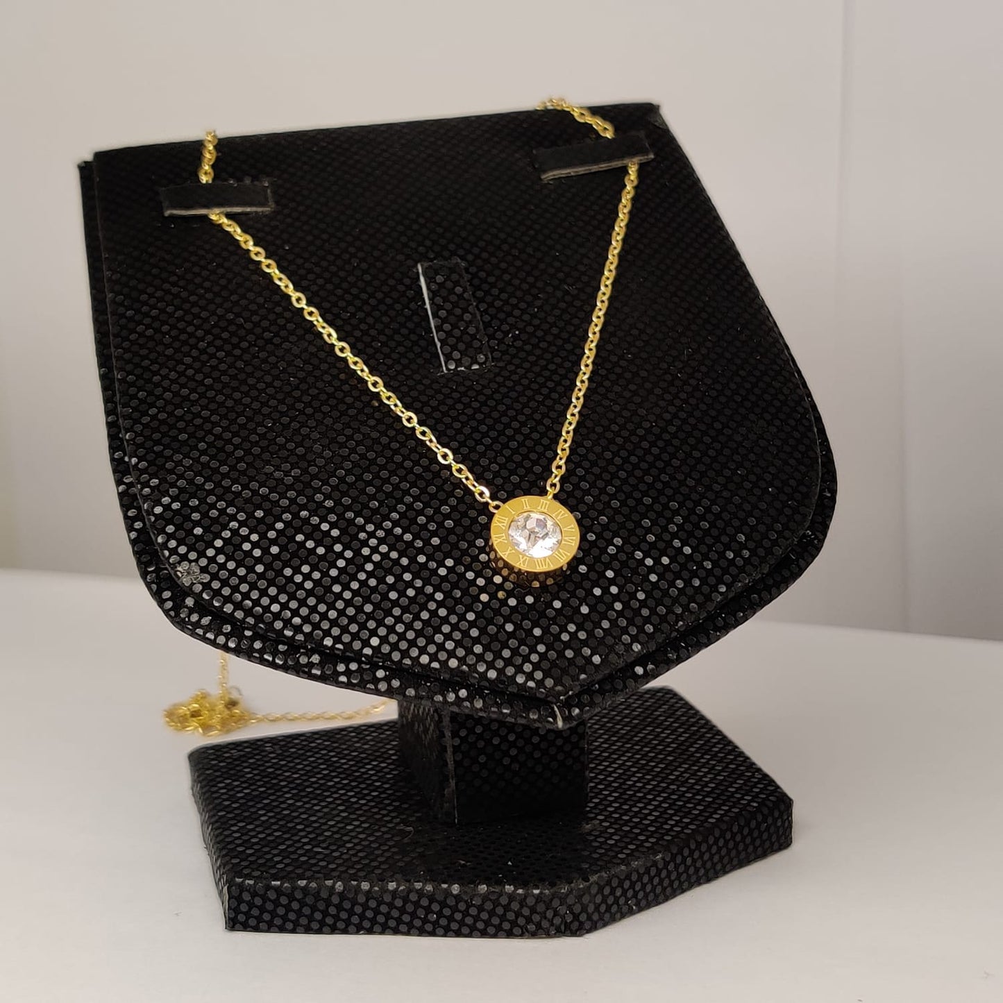 Branded Slim | decent Fashion Necklace Pendant For Women & Girls