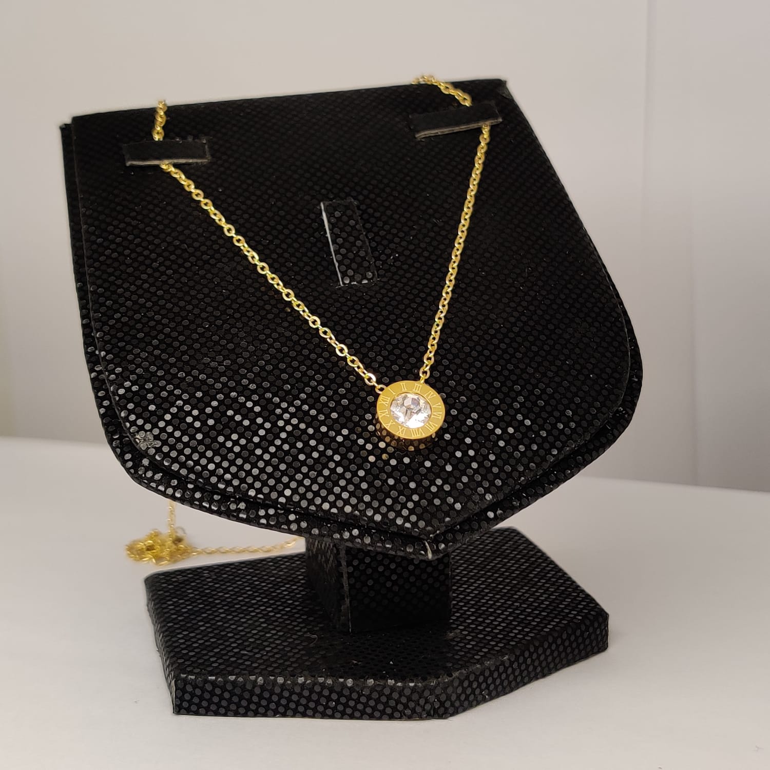 Branded Slim | decent Fashion Necklace Pendant For Women & Girls