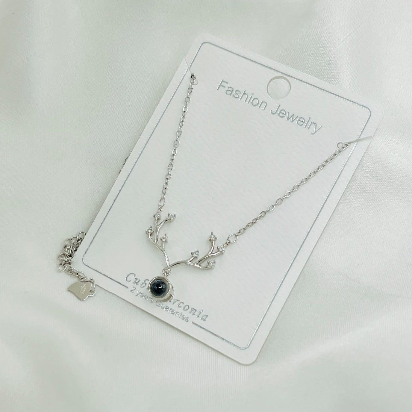 Silver Domind Pendant Fashion Trending Article special for girls & female