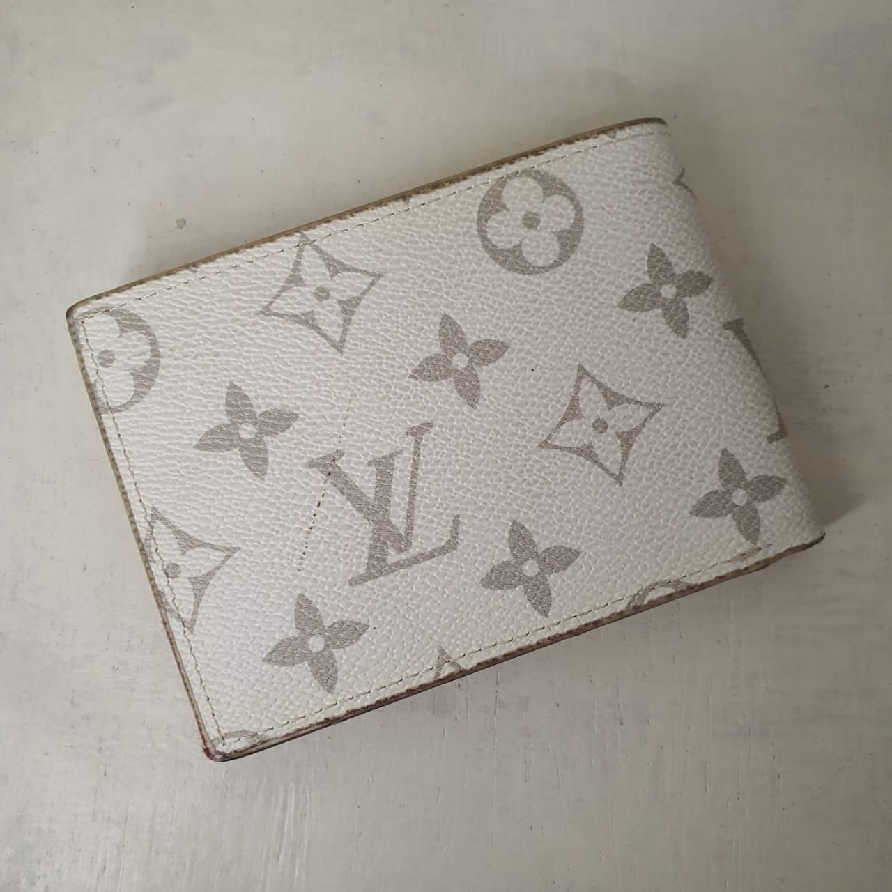 Louis Vuitton Men's Wallet