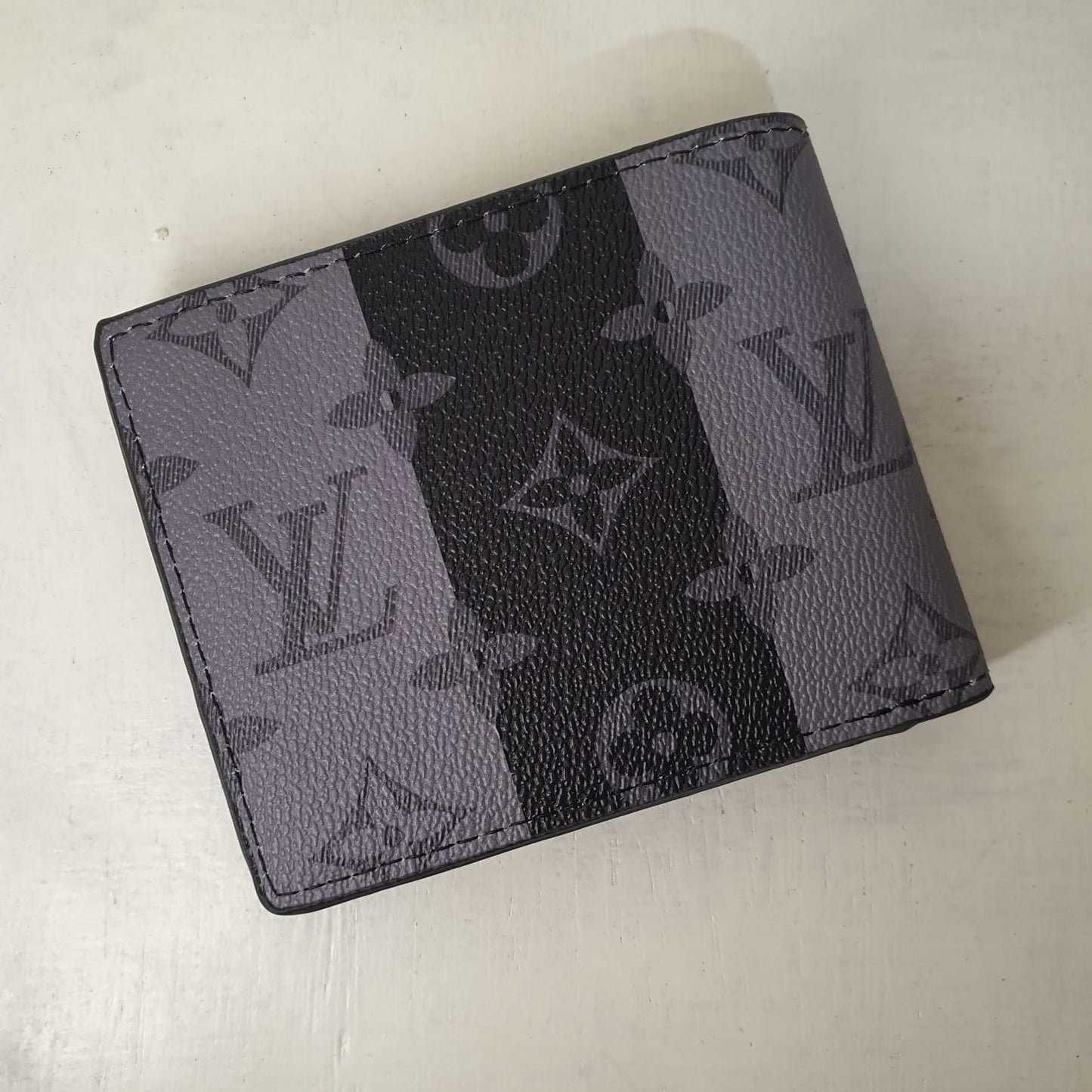 Louis Vuitton Men's Wallet
