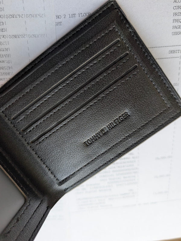 Tommy Hilfiger Men's Long Wallet