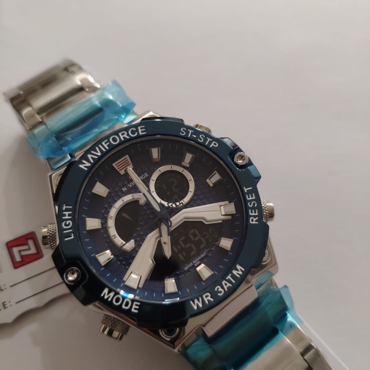 Naviforce NF9207