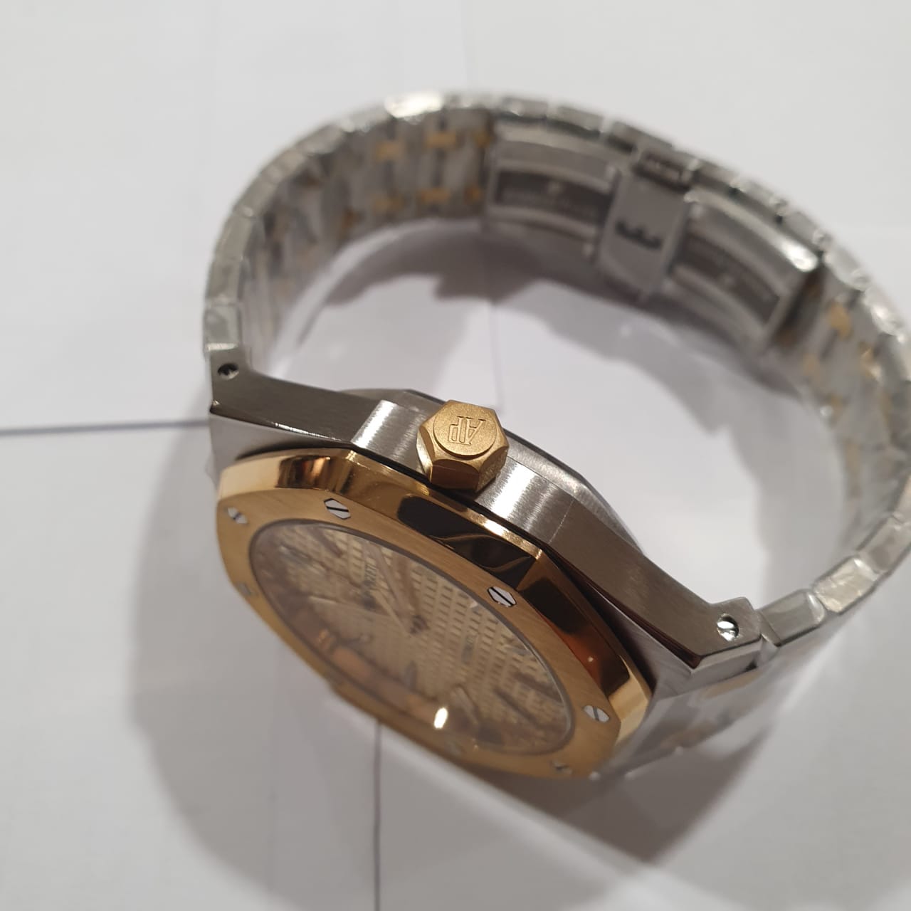 Audemars Piguet Mens Watch GRAP-09