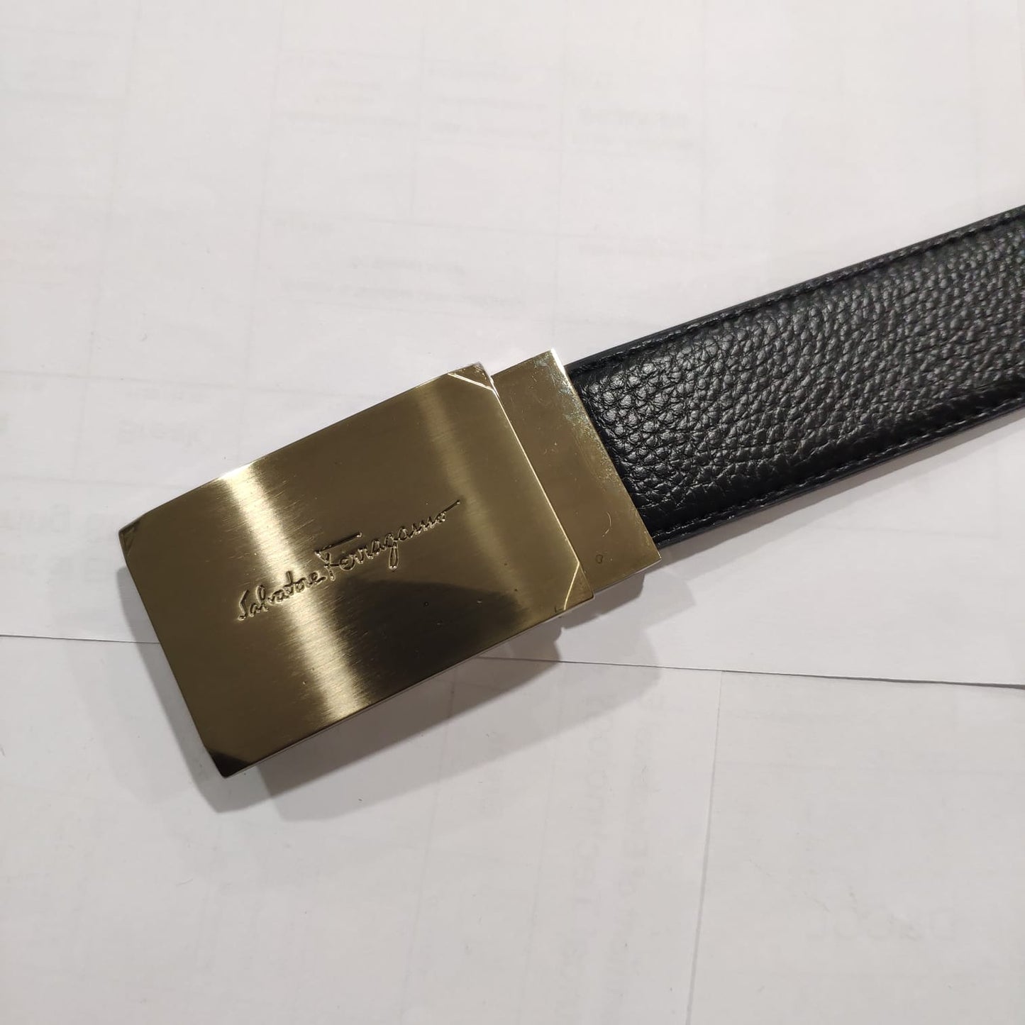 Salvatore Ferragamo Leather Belt GRFR-10