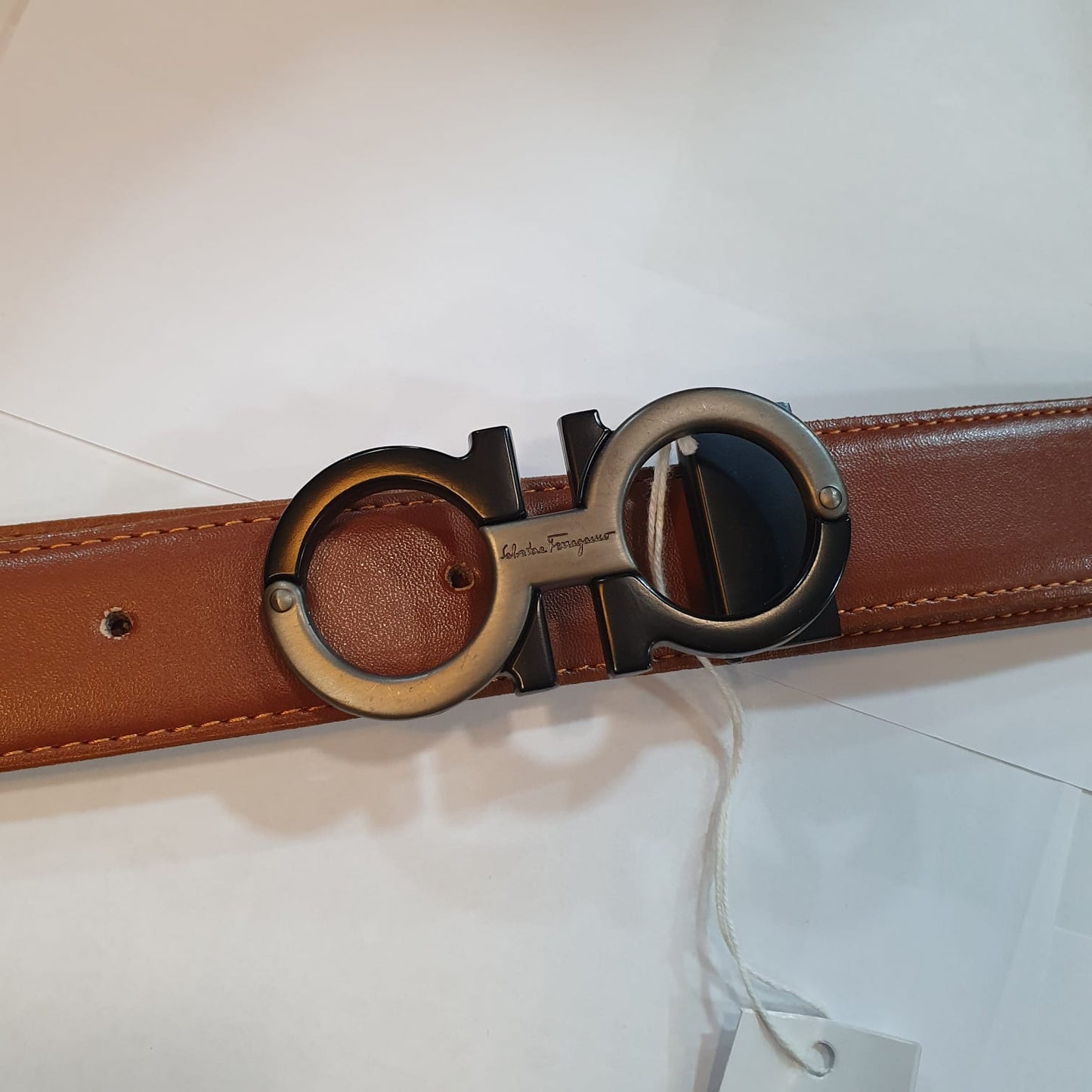 Salvatore Ferragamo Leather Belt GRFR-01