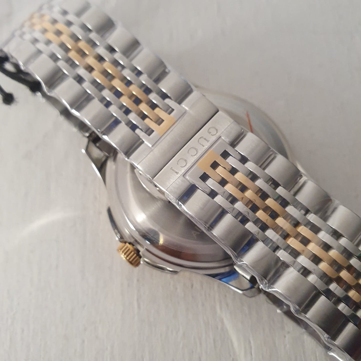 Gucci Mens Watch GRGI-12