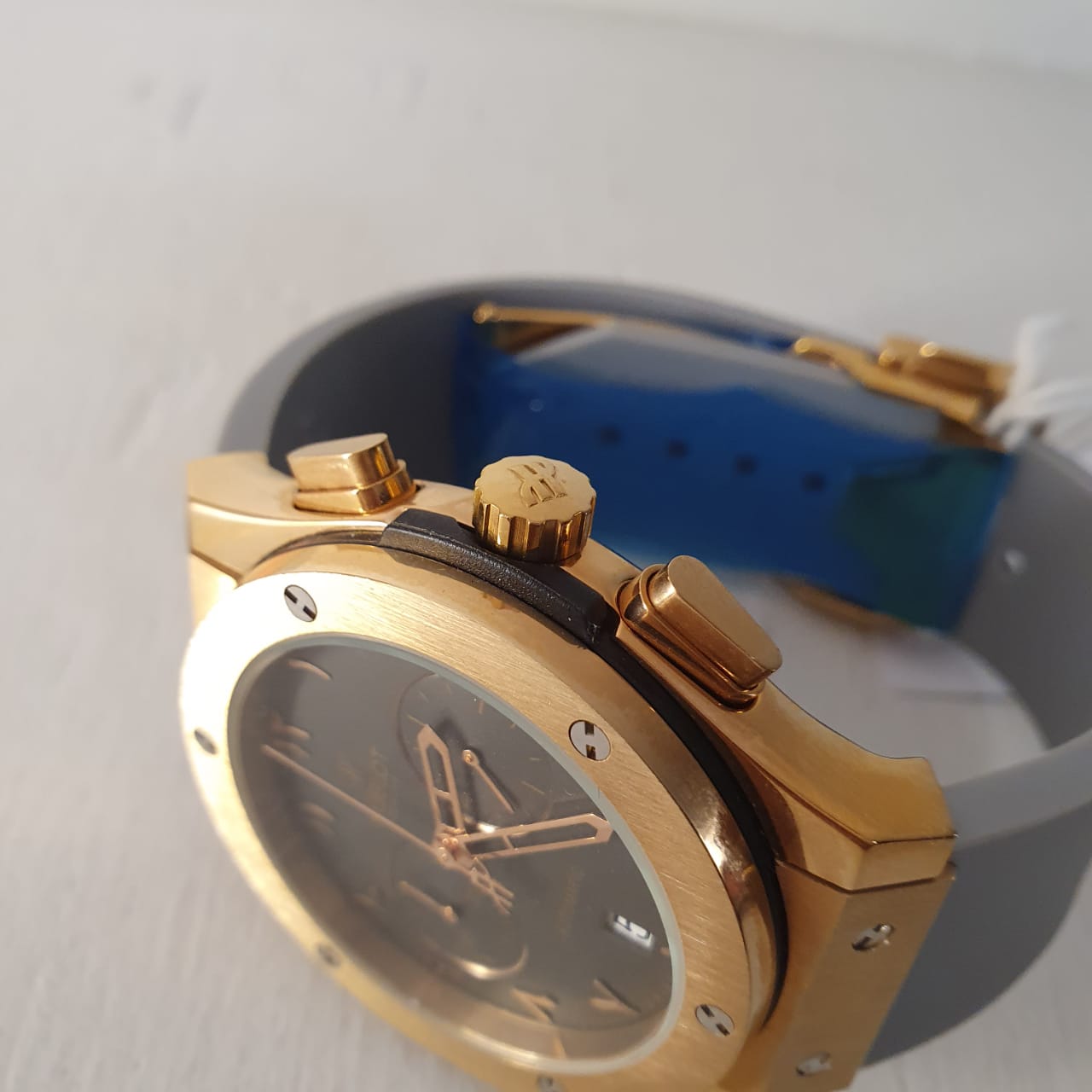 Hublot Geneve Chronograph Men's Watch GRHB-01
