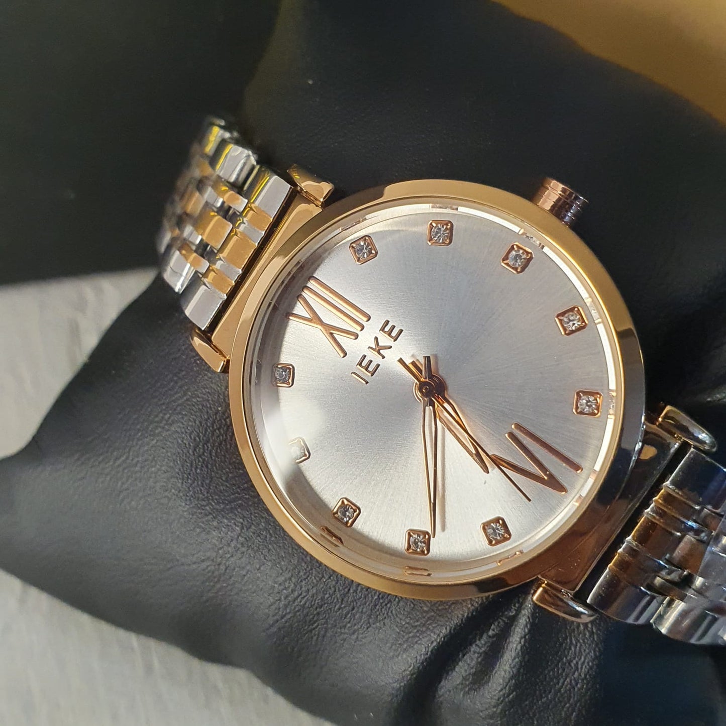 Ieke Stainless Steel Analog Watch For Women GRIK-03