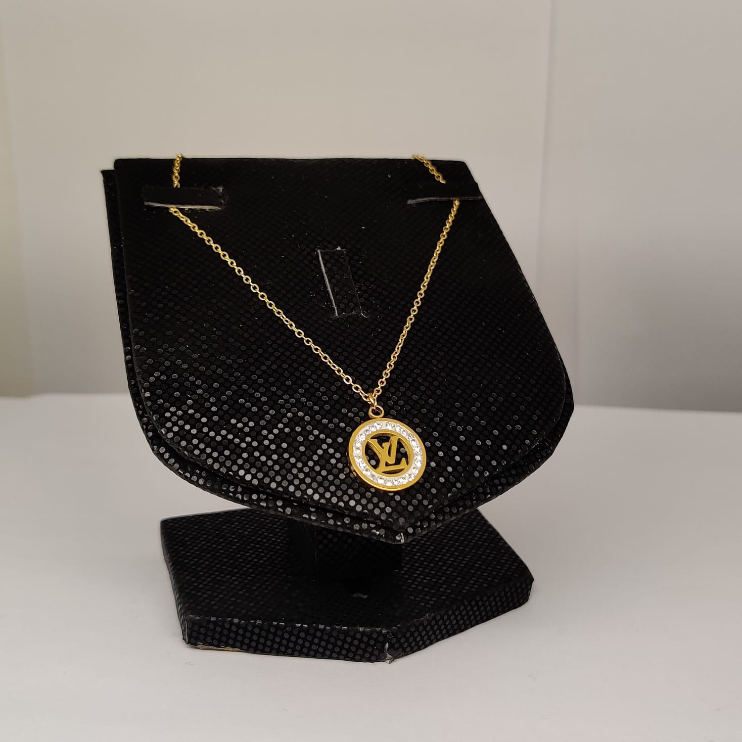 Branded Slim | decent Fashion Necklace Pendant For Women & Girls