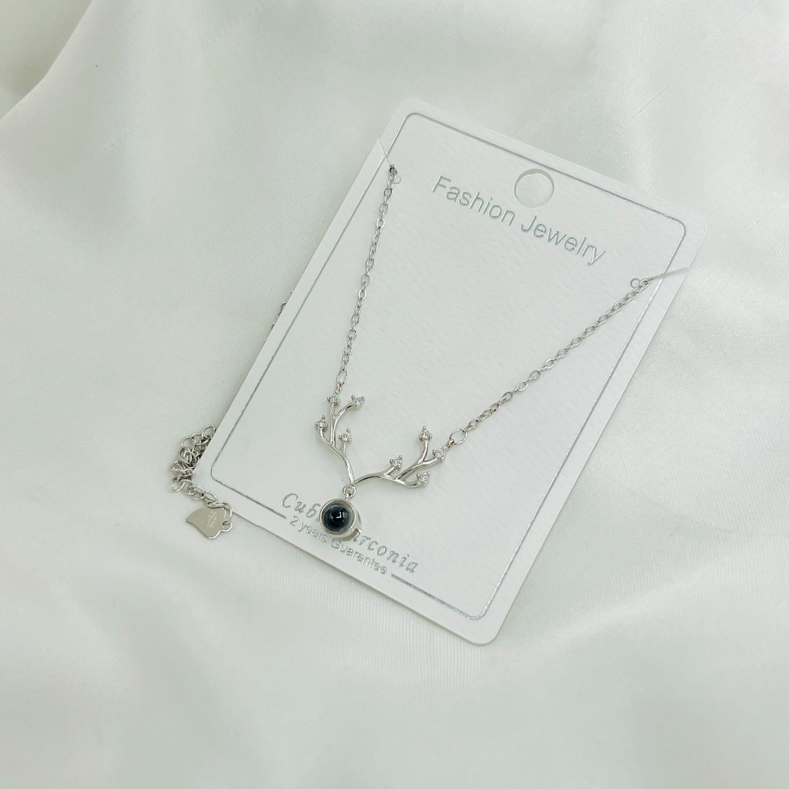 Silver Domind Pendant Fashion Trending Article special for girls & female