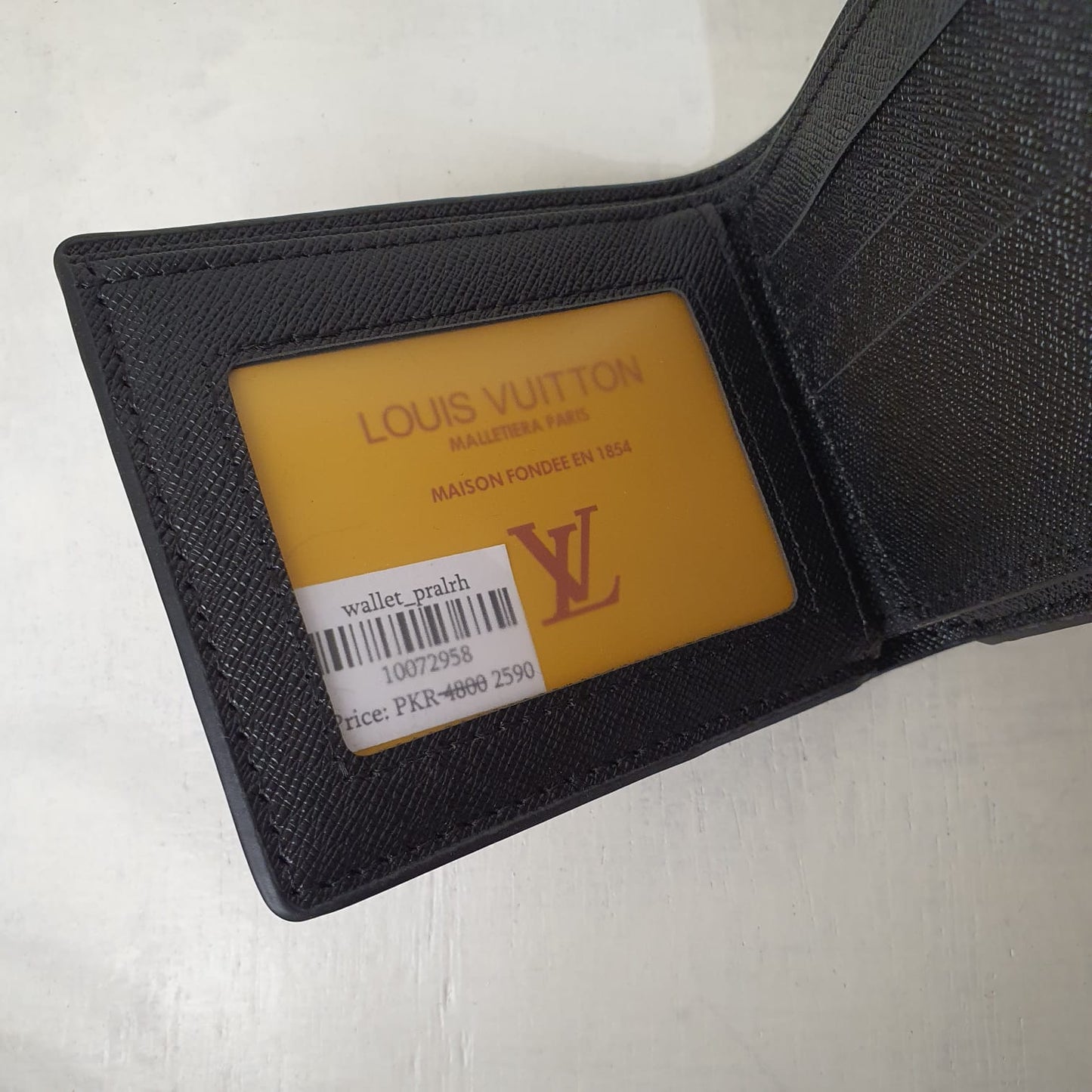 Louis Vuitton Men's Wallet
