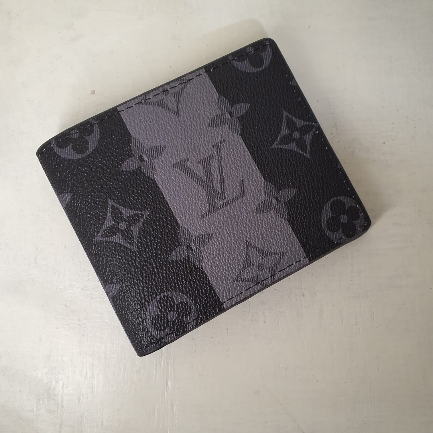 Louis Vuitton Men's Wallet