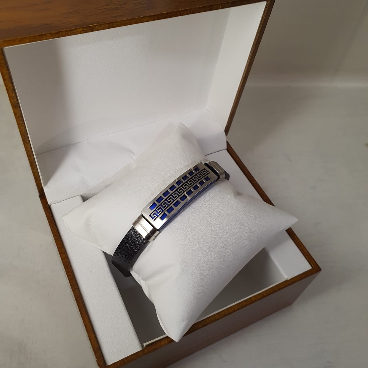 Premium Rubber Men's Bracelet