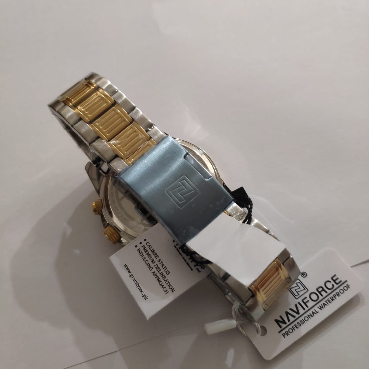 Naviforce NF8020
