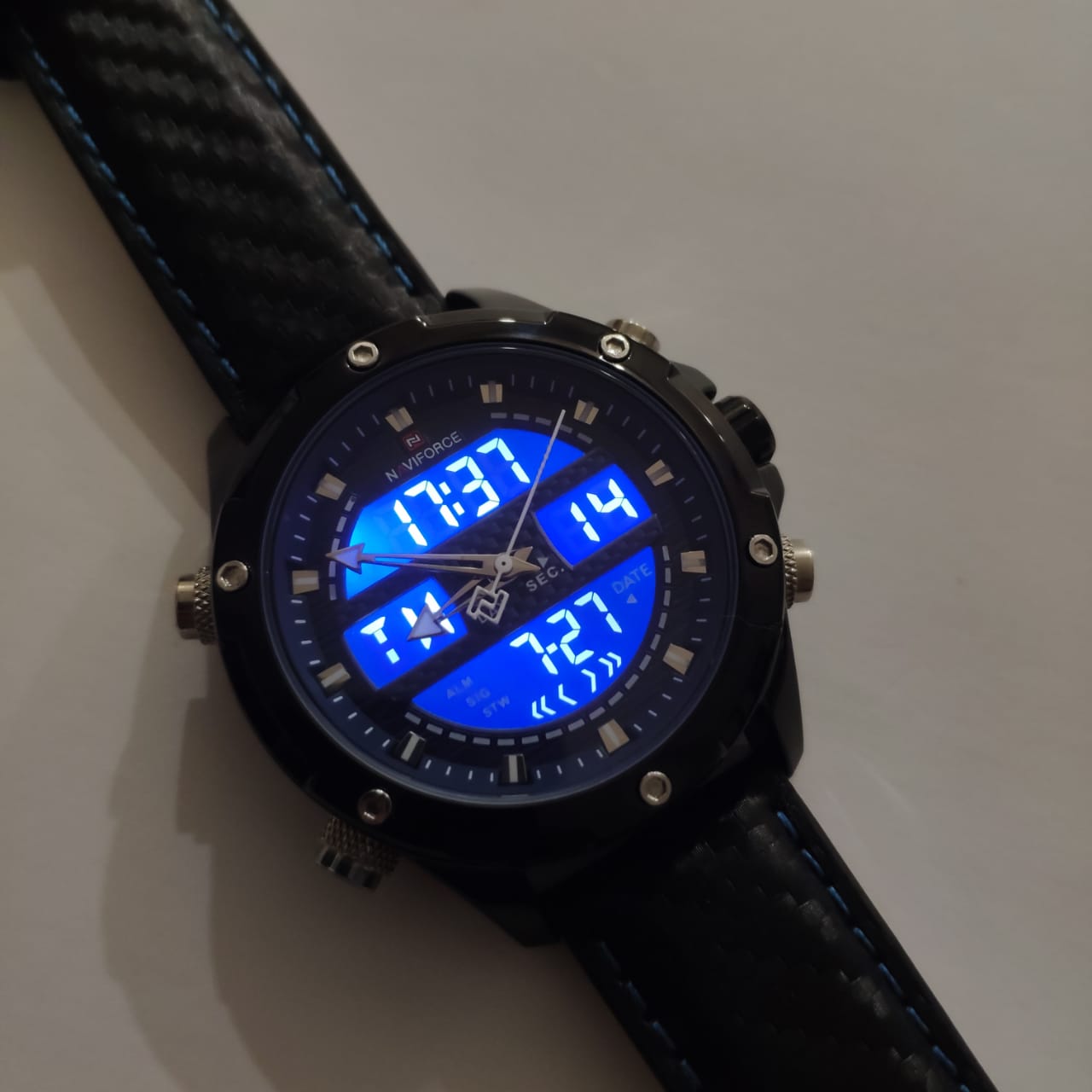 Naviforce NF9194