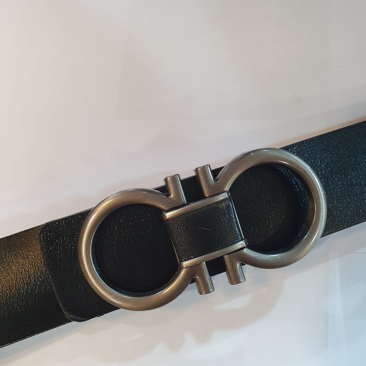 Salvatore Ferragamo Leather Belt GRFR-06