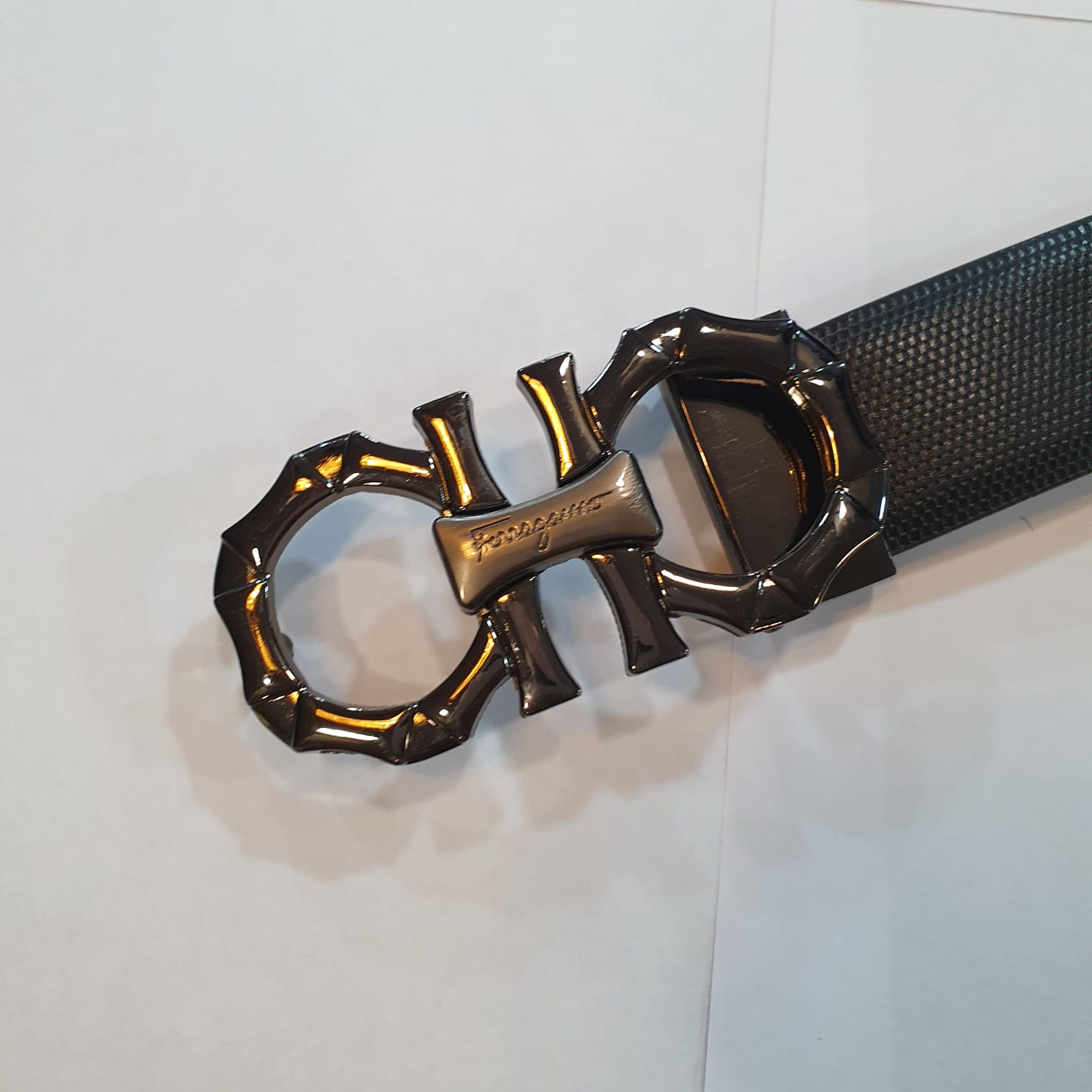 Salvatore Ferragamo Leather Belt GRFR-04