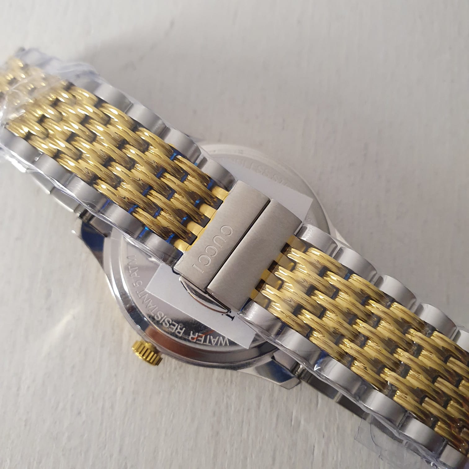Gucci Bee Mens Watch GRGI-16
